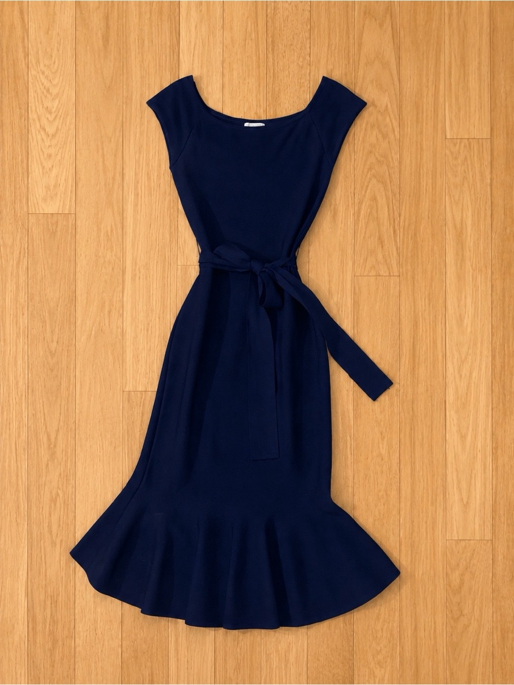 Eva Mendez x New York & Company Bodycon ruffle hem dress